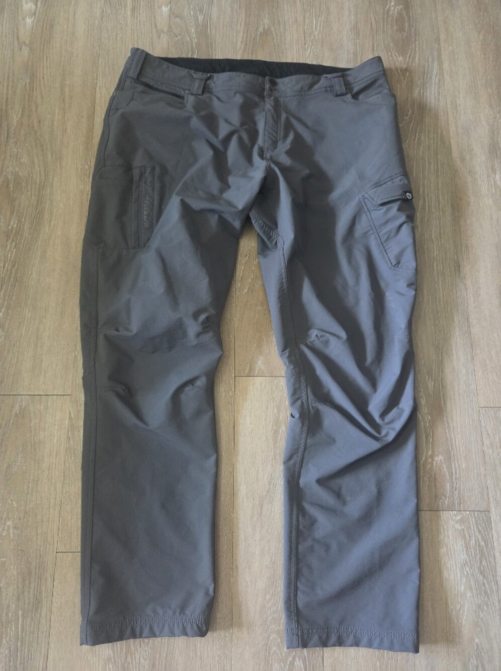 TRUEWERK Men's Gray Cargo Pants - SZ 44 X 32 EUC